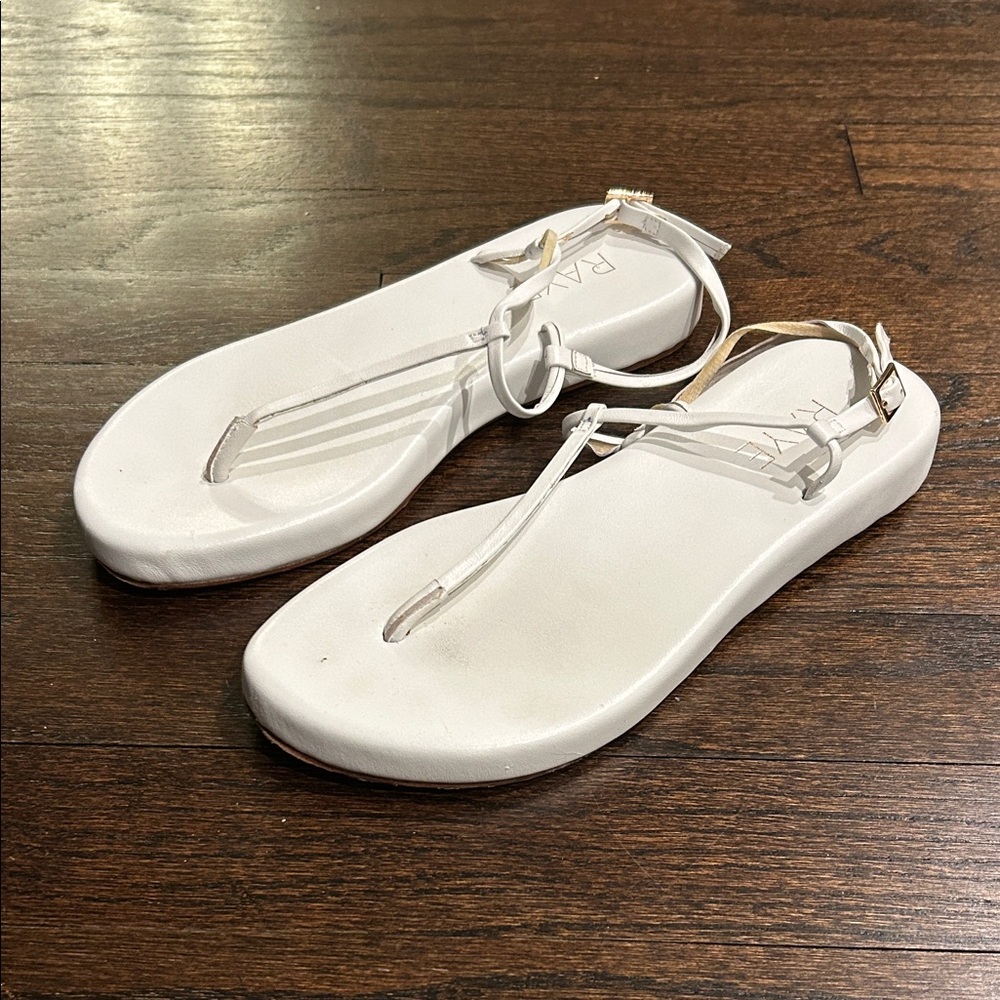 Raye Women's White Sandals Size 5.5